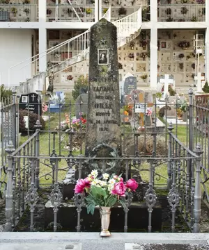 Fotografia tomba Faustino Tanara